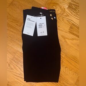 Dada Sport Women's black Giovani Knee Grip Breeches